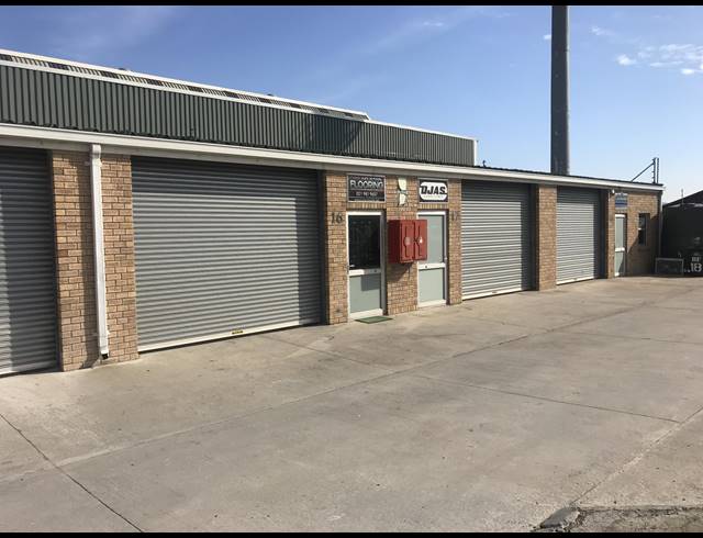 90M² MINI FACTORY TO LET IN EVERITE INDUSTRIA